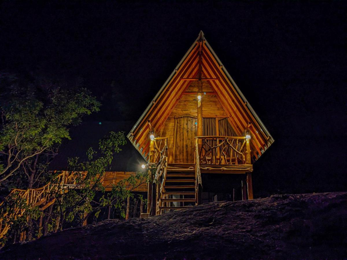 Wooden Cabana Sigiriya Exteriör bild