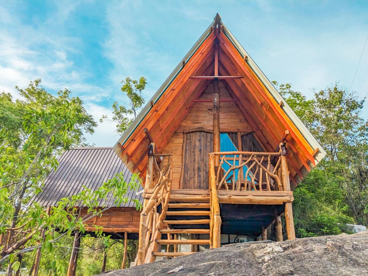 Wooden Cabana Sigiriya Exteriör bild